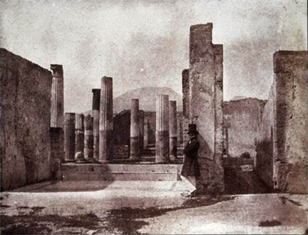 VI.6.1 Pompeii. 1846 salt print photograph of room 6 tablinum and corridor 7, looking north to peristyle. This salt print by Richard Calvert Jones is incorrectly referred to as being the House of Sallust. Salted paper was the first photographic printing process – published by William Henry Fox Talbot in 1839. See http://www.luminous-lint.com/app/technique/$SL/  Photo courtesy of National Media Museum, UK, Wikimedia Creative Commons.