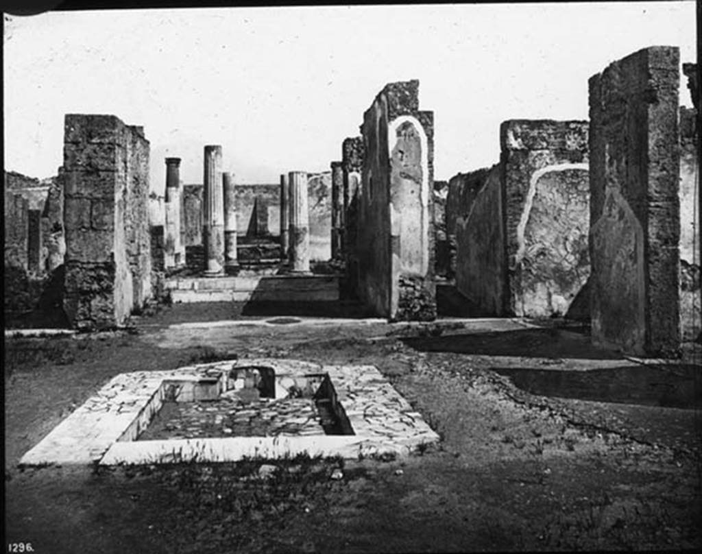 VI.6.1 Pompeii. Looking north across impluvium in atrium to peristyle. Photo by permission of the Institute of Archaeology, University of Oxford. File name instarchbx202im 008. Source ID. 44485.