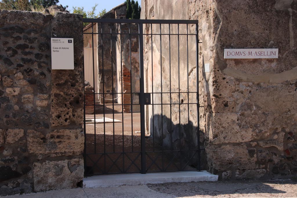 VI.7.18 Pompeii. October 2022. Entrance doorway. Photo courtesy of Klaus Heese.