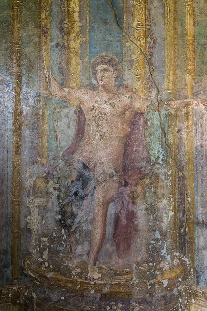 VI.7.23 Pompeii. October 2023. 
Cubiculum. West alcove, west wall, seated Apollo. Photo courtesy of Johannes Eber.