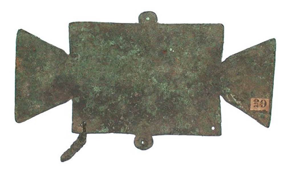 VI.9.1 Pompeii. Bronze label with handles. Height 0.07m Length 0.175m. 
OA 2797 Enseigne, musée Condé, photo RMN © R.G. Ojeda