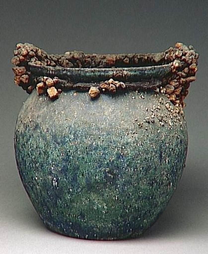 VI.9.1 Bronze and iron bucket.  Height 0.26m.  OA 1824 Seau, musée Condé, photo RMN © R.G. Ojeda