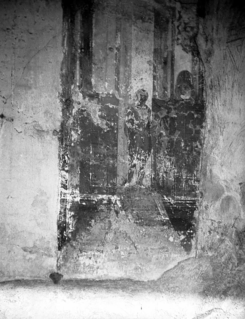VI.9.2 Pompeii. W.552. Peristyle 16, remains of wall painting from west wall.
Photo by Tatiana Warscher. Photo © Deutsches Archäologisches Institut, Abteilung Rom, Arkiv.