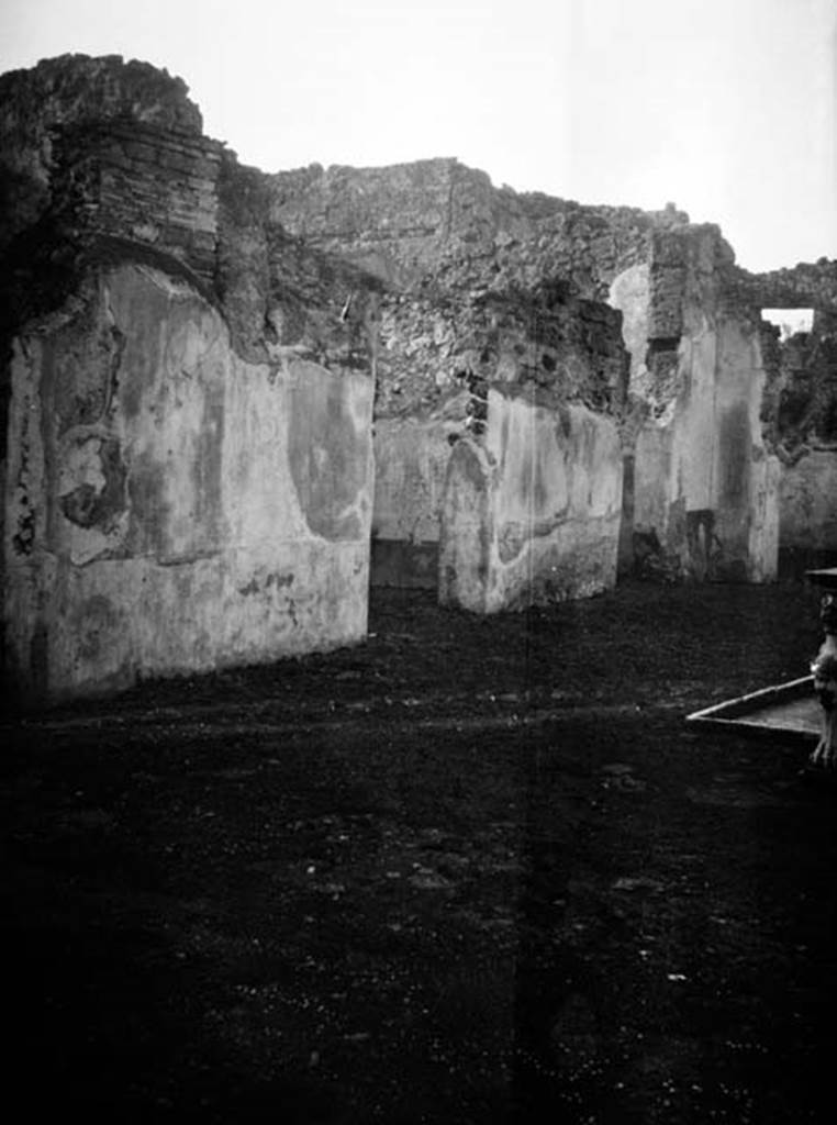231697 Bestand-D-DAI-ROM-W.459.jpg
VI.9.2 Pompeii. W.459. Room 2, south wall of atrium, with doorways to rooms 13 (centre) 12 and 10. The painting of Daedalus and Pasiphae would have been found on the pilaster between doorways on the left. The other painting, second below, was found on the pilaster, to the right of centre.
Photo by Tatiana Warscher. With kind permission of DAI Rome, whose copyright it remains. 
See http://arachne.uni-koeln.de/item/marbilderbestand/231697