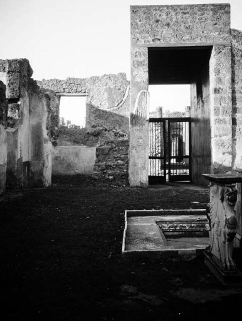 231713 Bestand-D-DAI-ROM-W.499.jpg
VI.9.2 Pompeii. W.499. Room 2, looking west along south side of atrium, doorway to room 10(on left) and entrance fauces 1, (on right).
Photo by Tatiana Warscher. With kind permission of DAI Rome, whose copyright it remains. 
See http://arachne.uni-koeln.de/item/marbilderbestand/231713