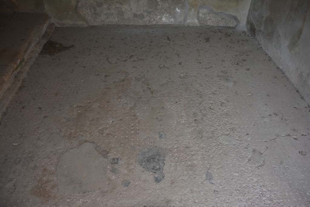 VI.9.3 Pompeii. September 2019. Alcove in cubiculum 3, detail of flooring.
Foto Annette Haug, ERC Grant 681269 DÉCOR.