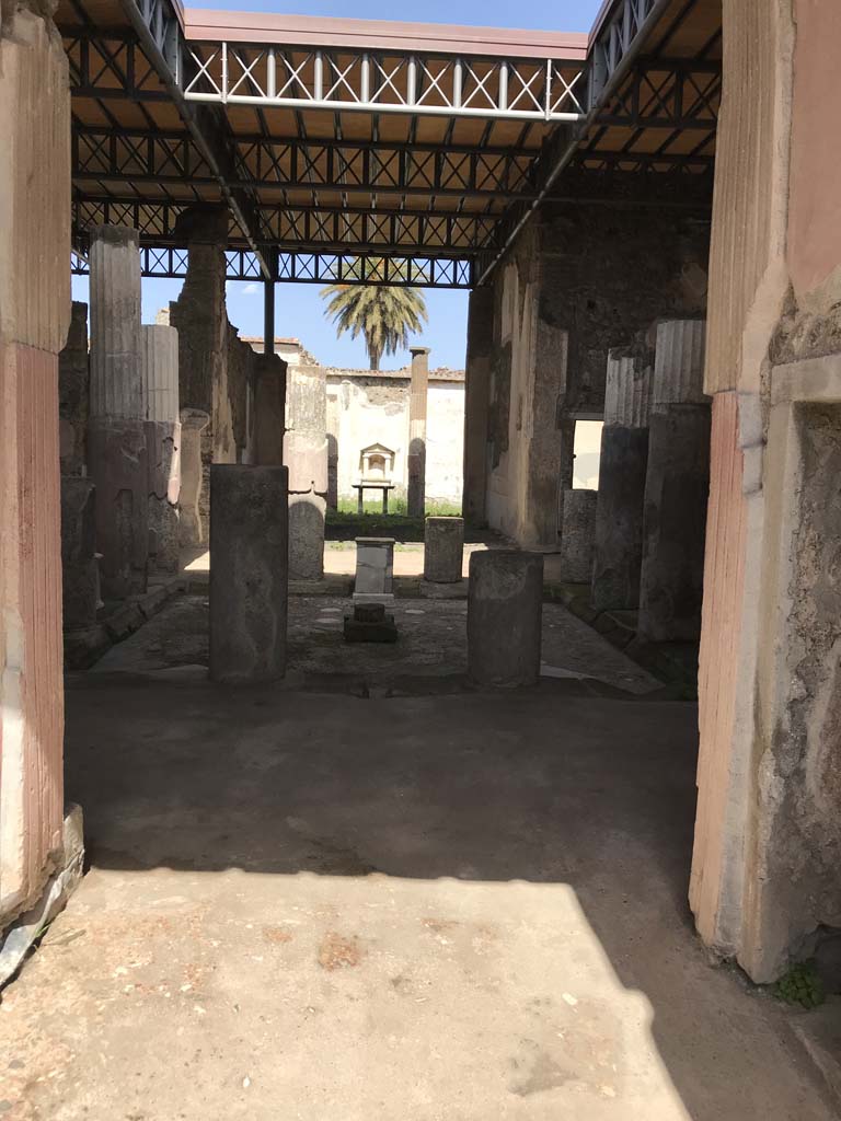 VI.9.6 Pompeii, April 2019. 
Looking east from entrance corridor, across atrium to garden. Photo courtesy of Rick Bauer.