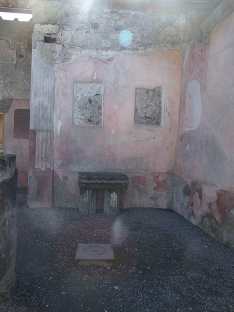 VI.9.6 Pompeii. March 2009. Room 3, south wall and south-west corner of atrium.