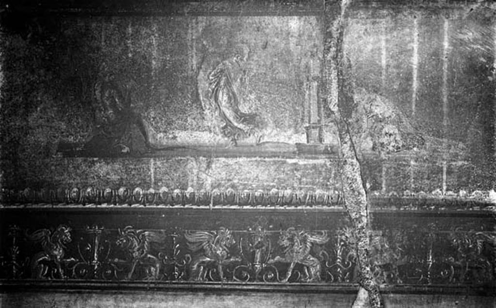 230924 Bestand-D-DAI-ROM-W.0310.jpg
VI.9.6 Pompeii. W.310. Room 8, detail from north wall.
Photo by Tatiana Warscher. With kind permission of DAI Rome, whose copyright it remains. 
See http://arachne.uni-koeln.de/item/marbilderbestand/230924