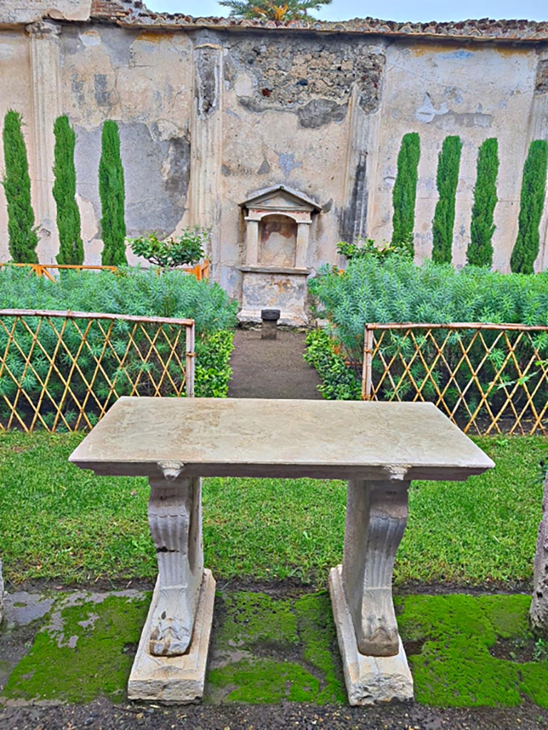 VI.9.6 Pompeii. November 2023. 
Room 17, looking east across garden area, from west portico. Photo courtesy of Giuseppe Ciaramella.