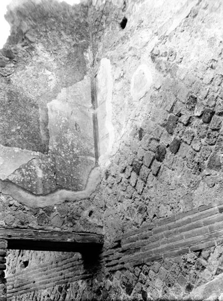 230740 Bestand-D-DAI-ROM-W.0983.jpg
VI.9.6 Pompeii. W. 983. Remains of wall plaster on north wall of upper room above room 25.
The doorway in the north-west corner of room 25, leads into room 24.
Photo by Tatiana Warscher. With kind permission of DAI Rome, whose copyright it remains. 
See http://arachne.uni-koeln.de/item/marbilderbestand/230740