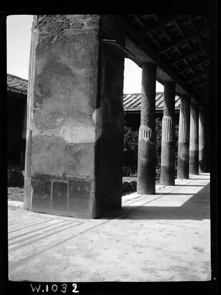 VI.9.6 Pompeii. W.1032. 
Room 6, looking west towards pilaster in north-east corner of peristyle, looking west along north portico.
This would have had the painting of Medea contemplating killing her children painted on it. 
Photo by Tatiana Warscher. Photo © Deutsches Archäologisches Institut, Abteilung Rom, Arkiv.