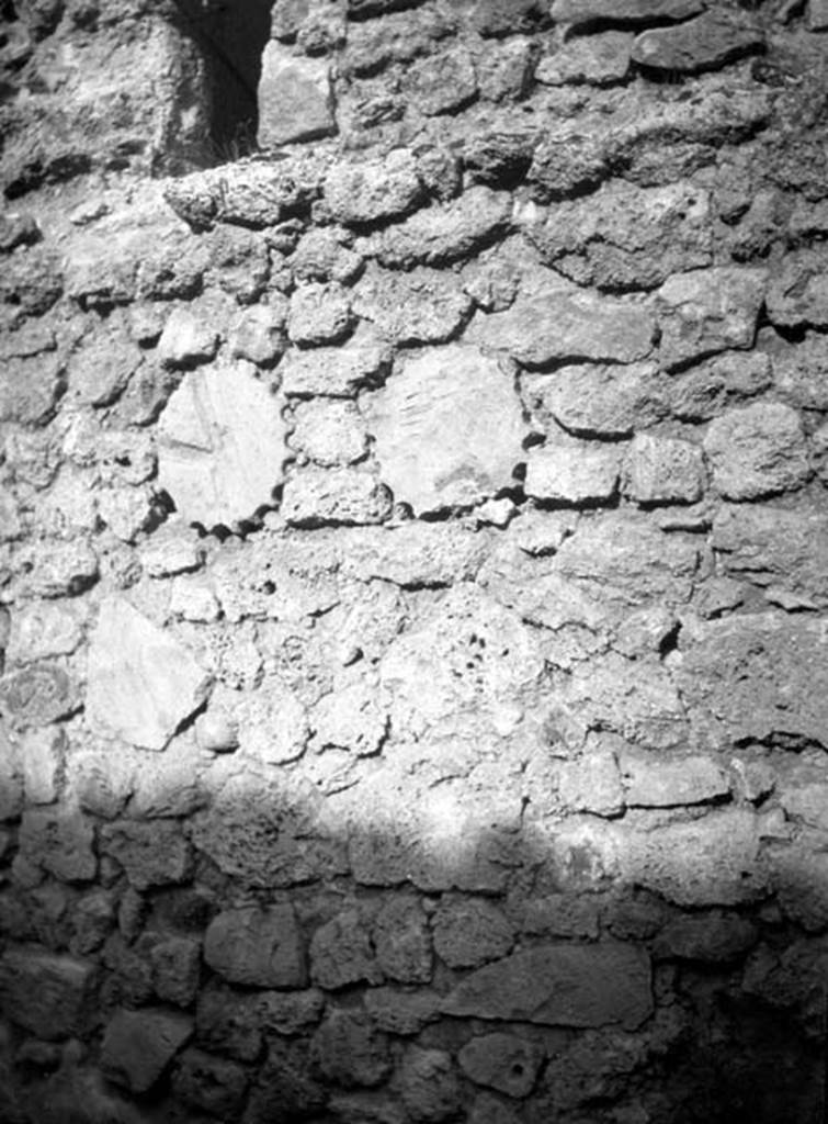 231262 Bestand-D-DAI-ROM-W.730.jpg
6.9.10 Pompeii. W730 Two built-in columns in underground room.
Photo by Tatiana Warscher. With kind permission of DAI Rome, whose copyright it remains. 
See http://arachne.uni-koeln.de/item/marbilderbestand/231262