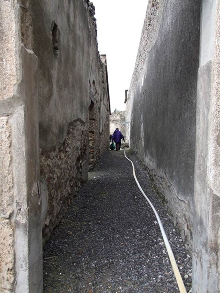 VI.11.9 Pompeii. December 2006.  
Long corridor 15 leading to servants’ quarters, bakery and small baths area.