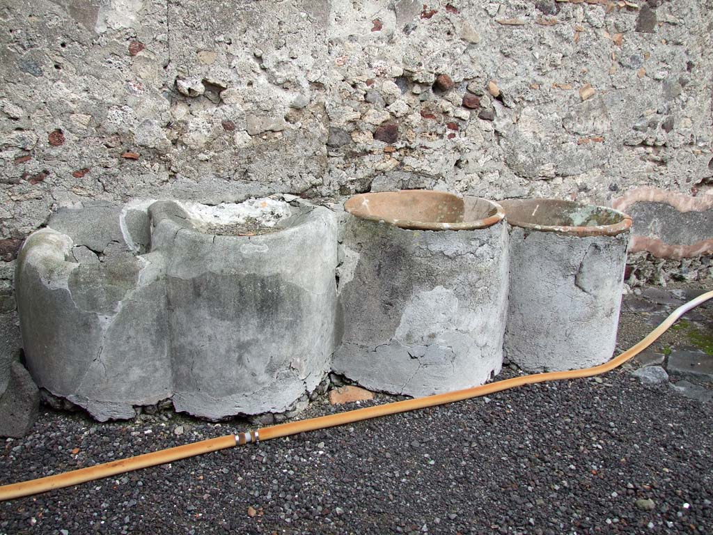 VI.11.9 Pompeii. December 2006. Room 16, vats in small bakery.