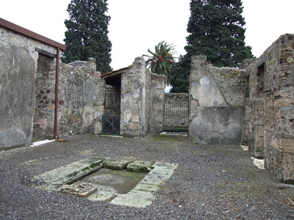 VI.11.9 Pompeii. December 2006. Room 3, looking south across atrium towards entrance.