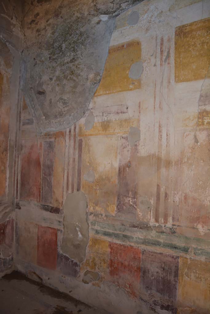 VI.11.10 Pompeii. December 2017. Room 45, looking east along south wall.
Foto Annette Haug, ERC Grant 681269 DÉCOR