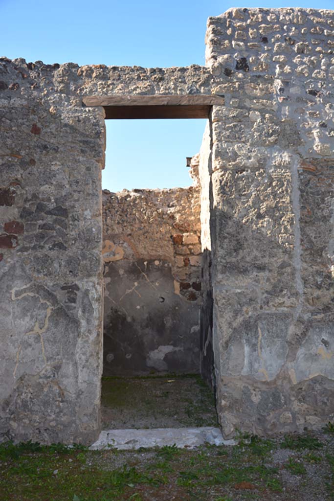 VI.11.10 Pompeii. October 2017. Doorway to room 28 in south-west corner of atrium.
Foto Annette Haug, ERC Grant 681269 DÉCOR