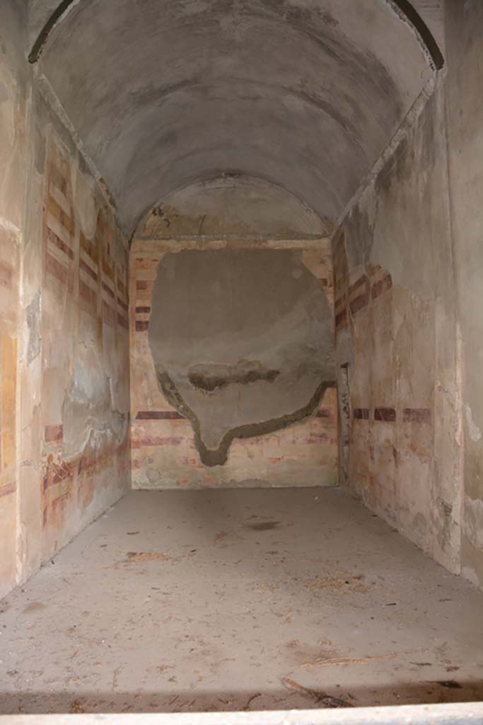 VI.11.10 Pompeii. October 2017. Room 39, looking north through doorway across flooring.
Foto Annette Haug, ERC Grant 681269 DÉCOR