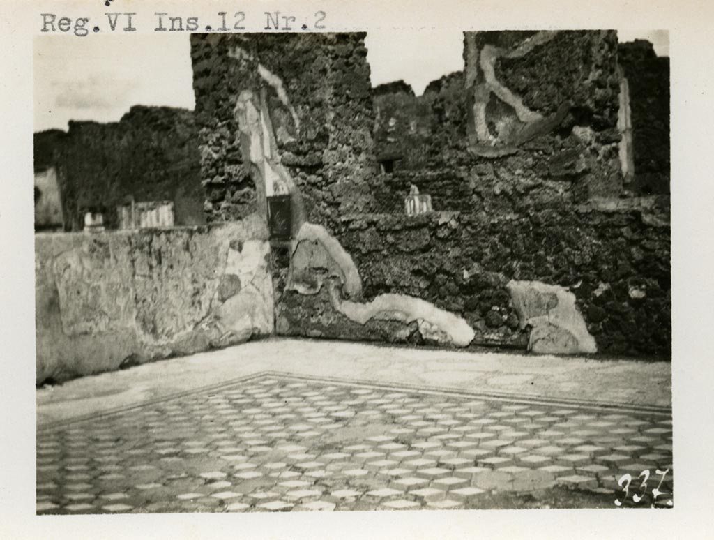 VI.12.2 Pompeii. pre-1937-1939. Looking north-east across tablinum 33.
Photo courtesy of American Academy in Rome, Photographic Archive. Warsher collection no. 337.
