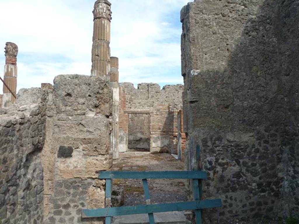 VI.12.2 Pompeii. September 2015. 
Looking towards east wall of room/cubiculum on east side of atrium, with doorway to atrium of VI.12.5.