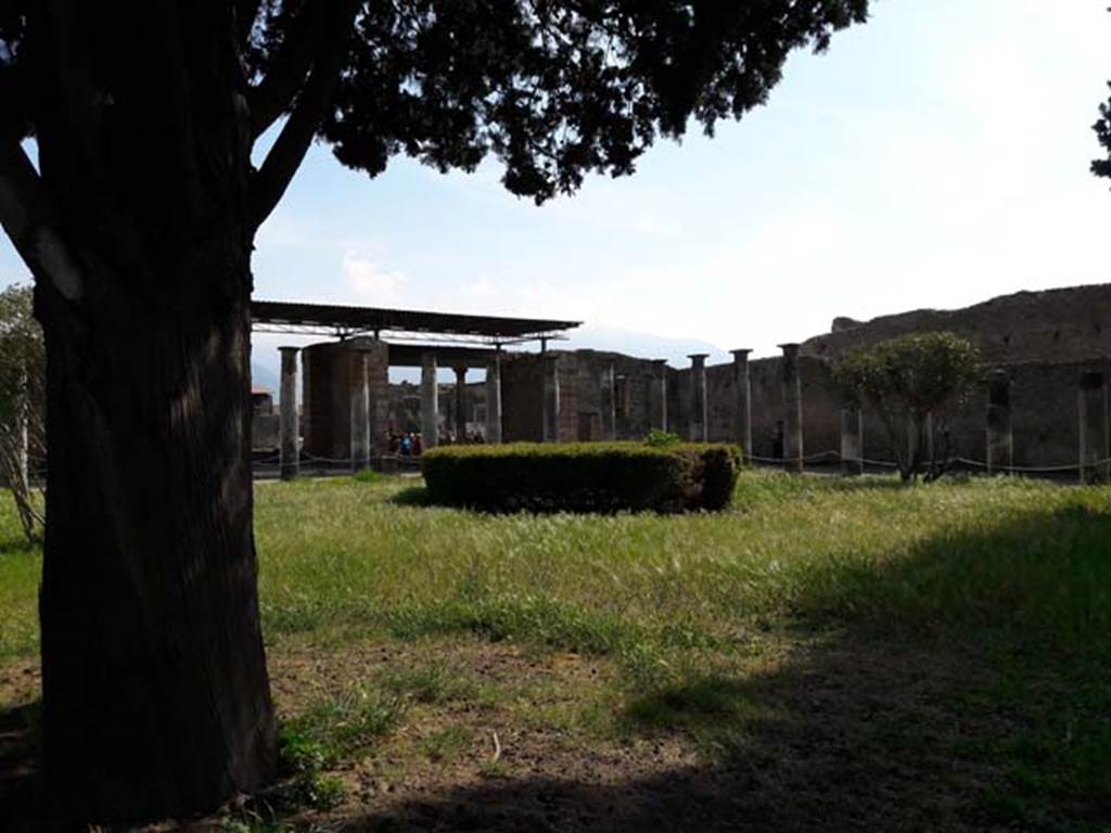 VI.12.2 Pompeii. April 2017. Looking south-west towards south portico from second (rear) peristyle.  
Photo courtesy of Dr Paul J. Turner.