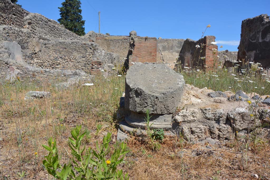 VI.13.2 Pompeii. July 2017. Looking north along west side of garden area.
Foto Annette Haug, ERC Grant 681269 DÉCOR.