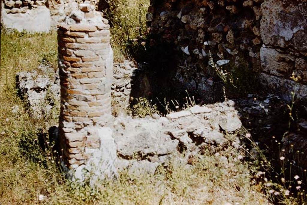 VI.14.2 Pompeii. 1959. Water basin, pool or tank. Photo by Stanley A. Jashemski.
Source: The Wilhelmina and Stanley A. Jashemski archive in the University of Maryland Library, Special Collections (See collection page) and made available under the Creative Commons Attribution-Non Commercial License v.4. See Licence and use details. J59f0430
