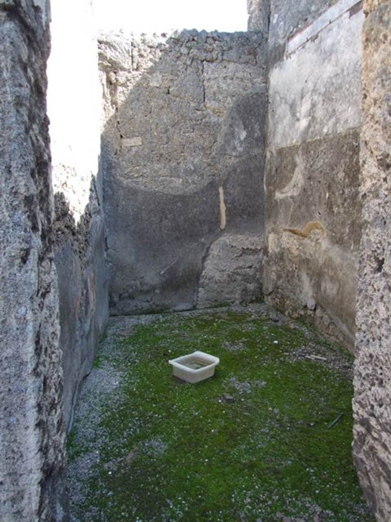 VI.14.20  Pompeii.  March 2009.  Room 2.  Cubiculum.