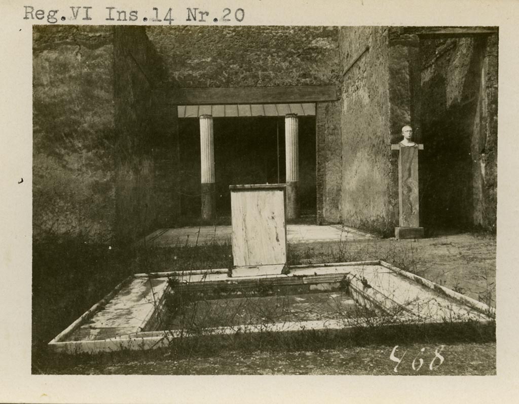 VI.14.20 Pompeii. Pre-1937-39. Looking west across impluvium in atrium.
Photo courtesy of American Academy in Rome, Photographic Archive.  Warsher collection no. 468.