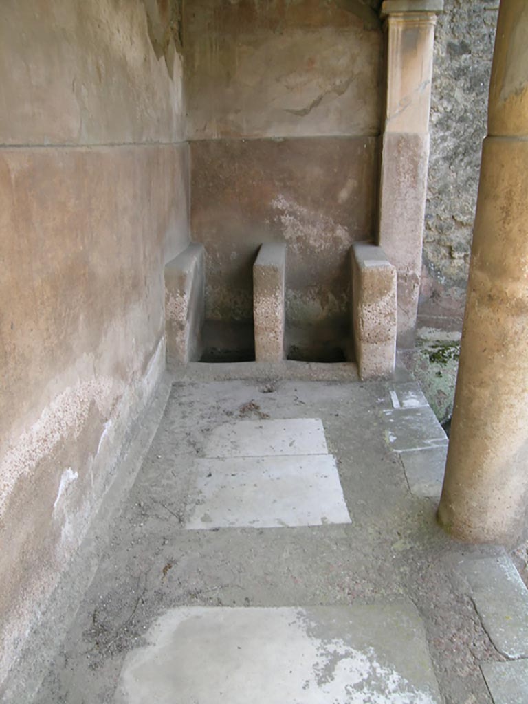 VI.14.22 Pompeii. June 2005. 
Room 12, looking west towards south-west corner. Photo courtesy of Nicolas Monteix.