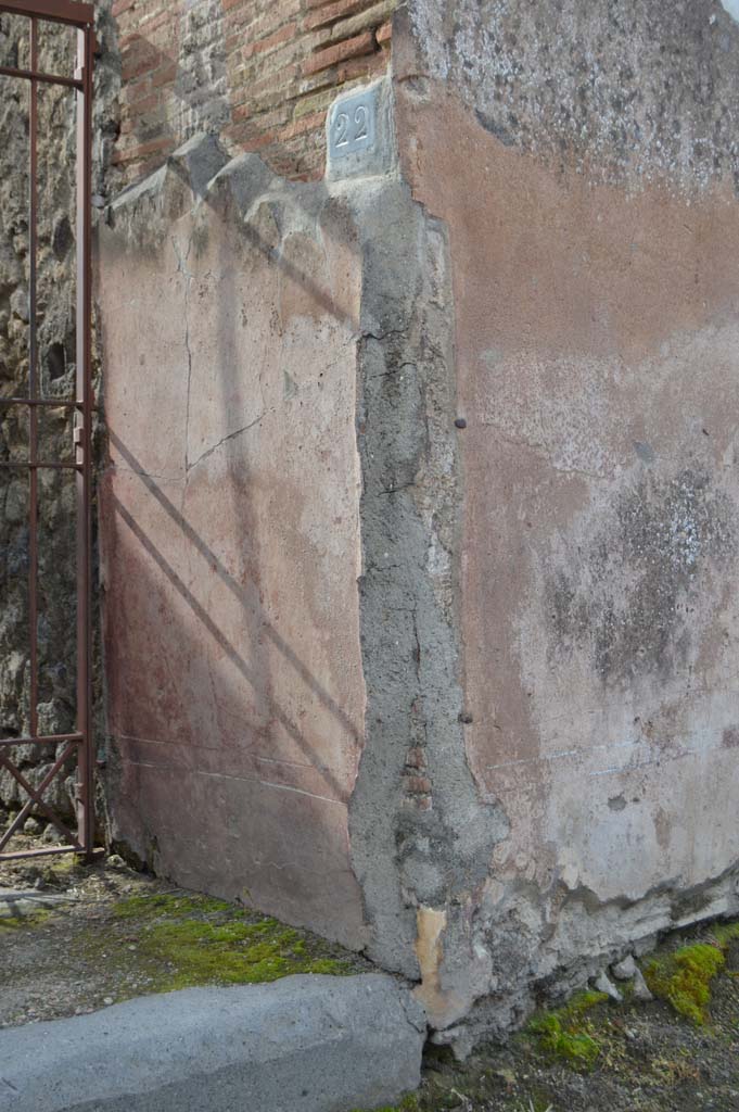 VI.14.22 Pompeii. March 2018. Looking towards north side of entrance doorway.
Foto Taylor Lauritsen, ERC Grant 681269 DÉCOR.