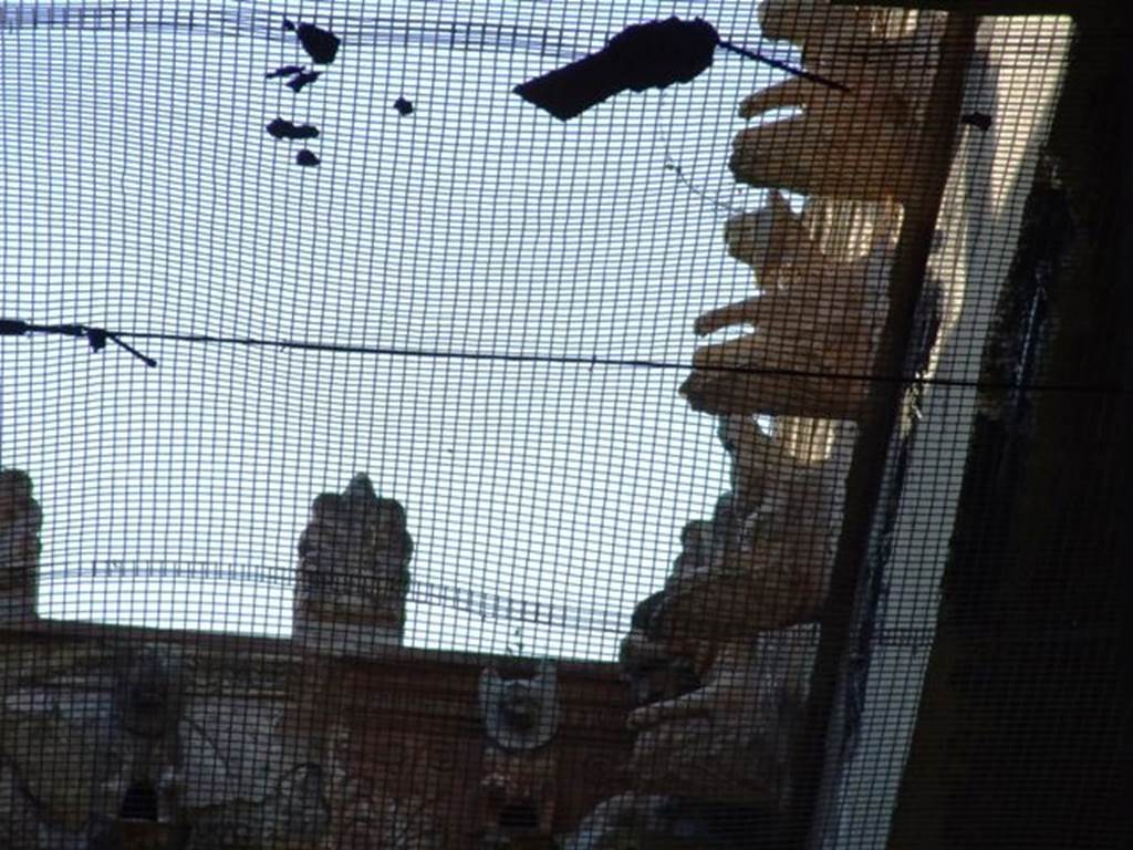 VI.15.1 Pompeii. December 2007. Compluvium. Close up view of grondaia.