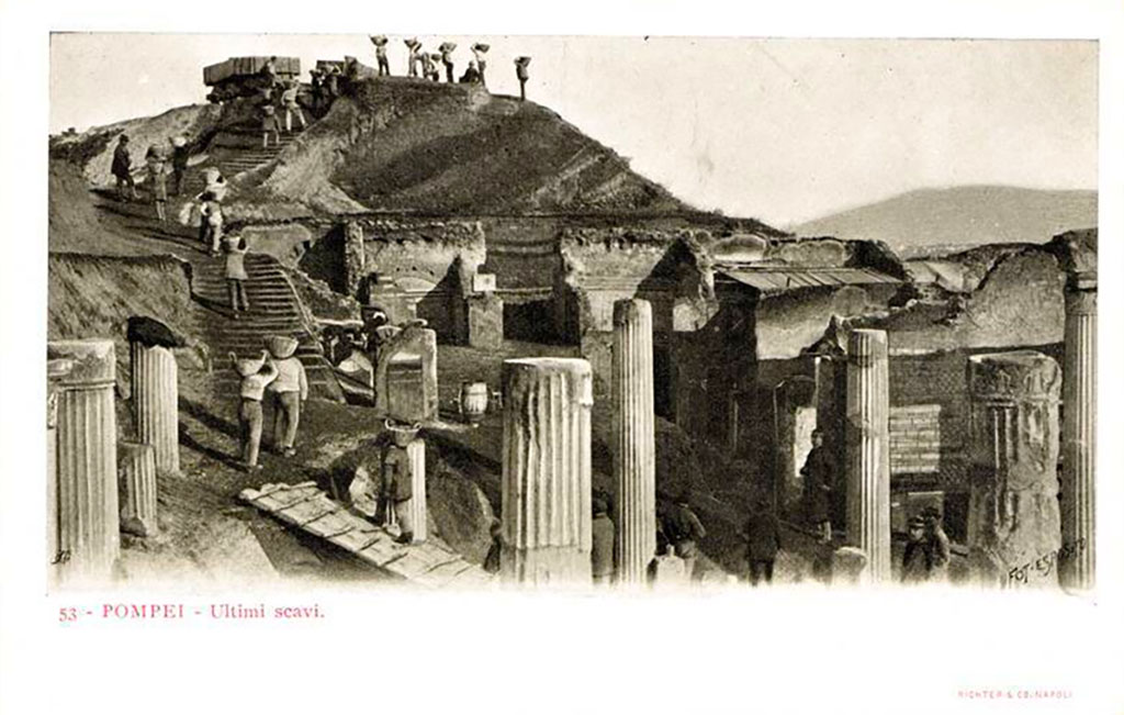 VI.15.1 Pompeii. Postcard c.1900. Foto Esposito, No 53, Richter and Co, Napoli.
Looking east across atrium from peristyle towards entrance doorway, in centre of picture.