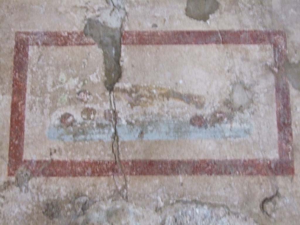 VI.15.1 Pompeii. December 2006. Detail of bird painting from east end of north wall, in bedroom leading from atrium.
(PPM – room k)