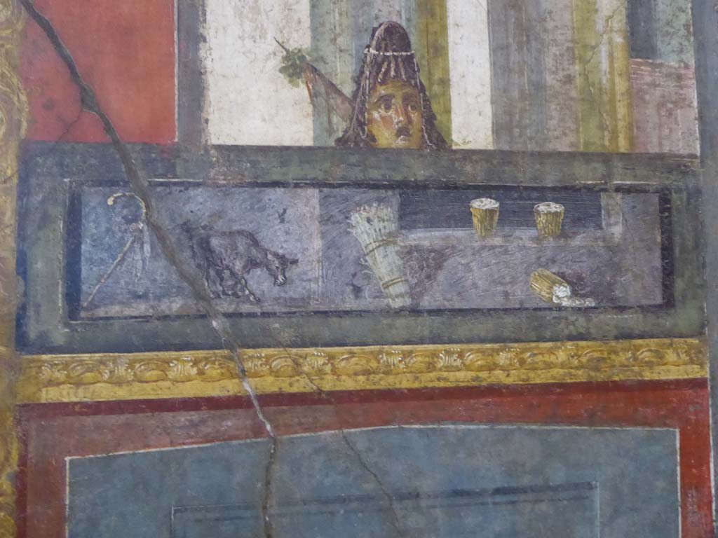 VI.15.1 Pompeii. January 2017. Detail of panel from east wall at south end, with wall painting of drinks with mask above.
Foto Annette Haug, ERC Grant 681269 DÉCOR.