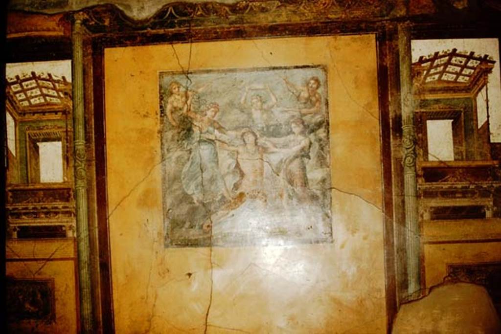 VI.15.1 Pompeii. 1957. East wall of exedra with painting of the death of Pentheus, who is about to be killed by the Maenads. Photo by Stanley A. Jashemski.
Source: The Wilhelmina and Stanley A. Jashemski archive in the University of Maryland Library, Special Collections (See collection page) and made available under the Creative Commons Attribution-Non Commercial License v.4. See Licence and use details.
J57f0410