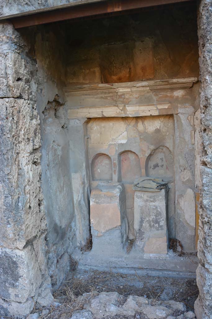 VI 15 5 Pompeii. October 2019. Room 1, north side of recess in atrium. 
Foto Annette Haug, ERC Grant 681269 DÉCOR.