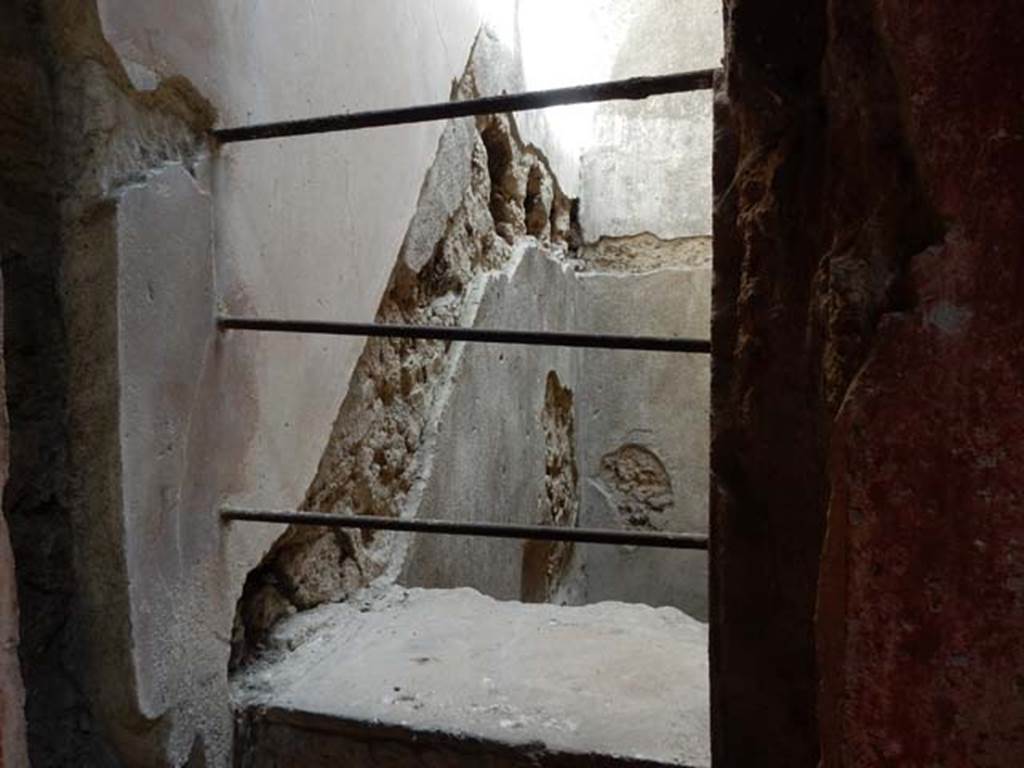 VI.15.8 Pompeii. May 2015. Detail of remains of a staircase in the plasterwork on the north wall. Photo courtesy of Buzz Ferebee.