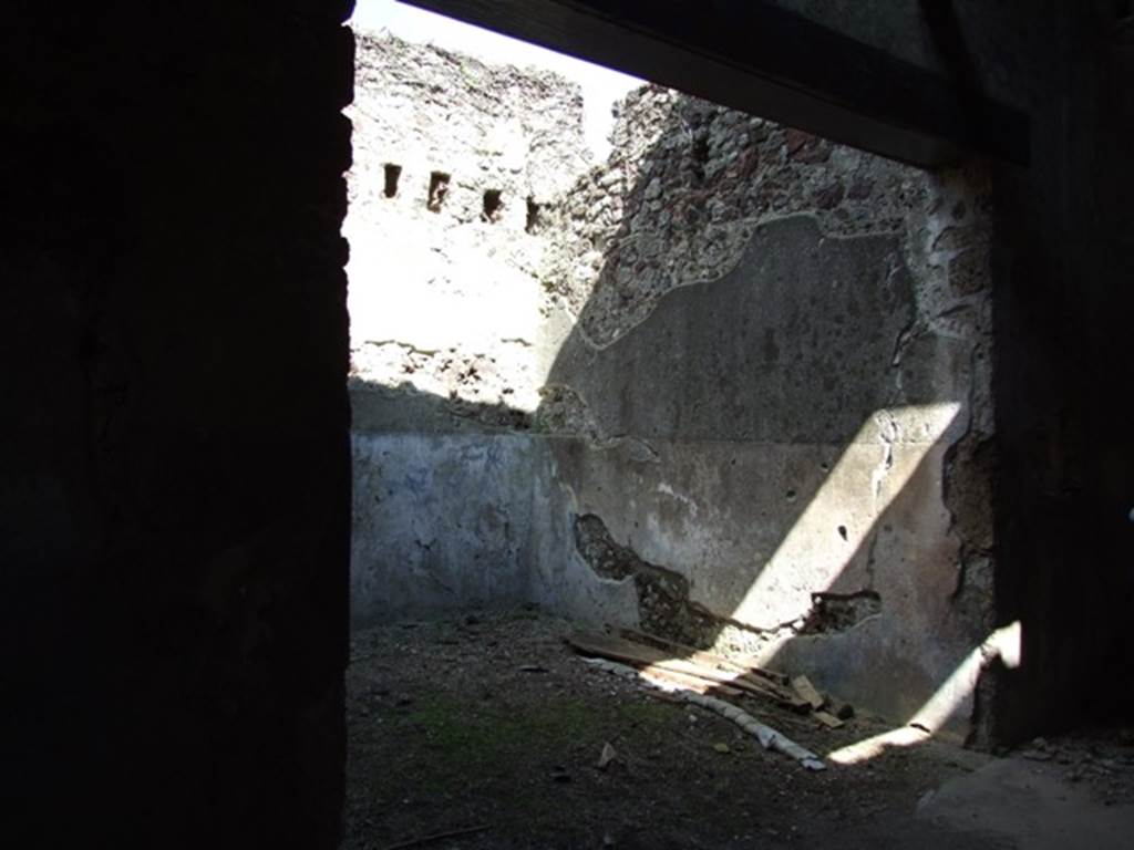 VI.15.9 Pompeii.  March 2009.  Ala on north side of atrium.