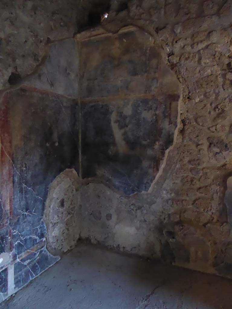 VI.16.7 Pompeii. September 2015. Room M, north-east corner.
Foto Annette Haug, ERC Grant 681269 DÉCOR.