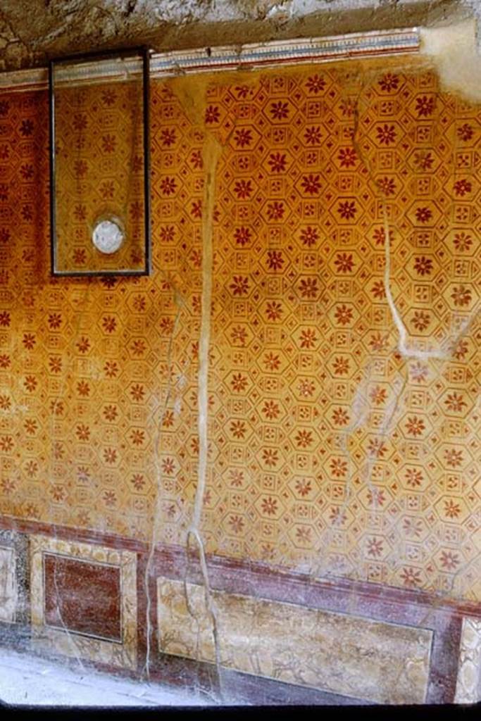 VI.16.7 Pompeii. 1964. Room I, east wall.  Photo by Stanley A. Jashemski.
Source: The Wilhelmina and Stanley A. Jashemski archive in the University of Maryland Library, Special Collections (See collection page) and made available under the Creative Commons Attribution-Non Commercial License v.4. See Licence and use details.
J64f1881