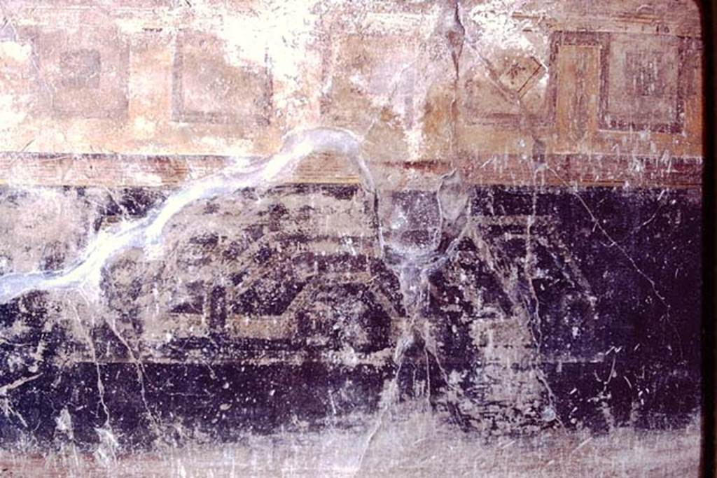 VI.16.7 Pompeii. 1968. Room G, east end of north wall of oecus.  
Photo by Stanley A. Jashemski.
Source: The Wilhelmina and Stanley A. Jashemski archive in the University of Maryland Library, Special Collections (See collection page) and made available under the Creative Commons Attribution-Non Commercial License v.4. See Licence and use details.
J68f0236