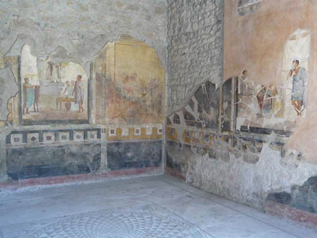VI.16.7 Pompeii. June2013. Room G, south-east corner of oecus.  
Photo courtesy of Buzz Ferebee.