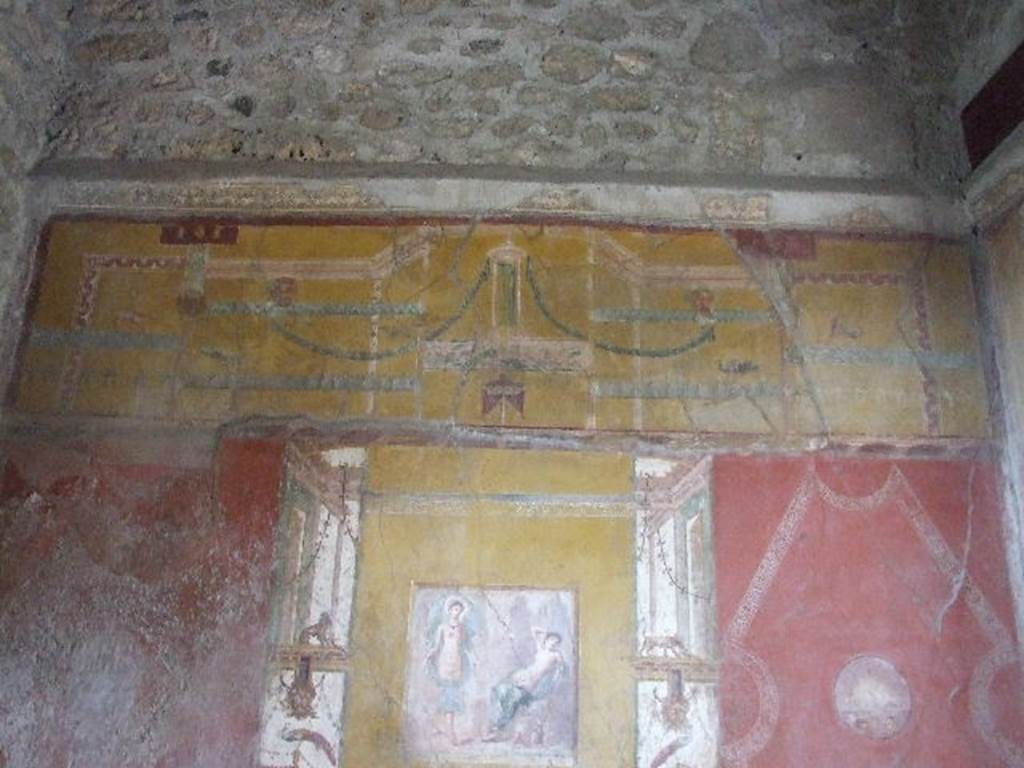 VI.16.15 Pompeii. December 2006. Upper west wall of room F with detail of wall decoration.