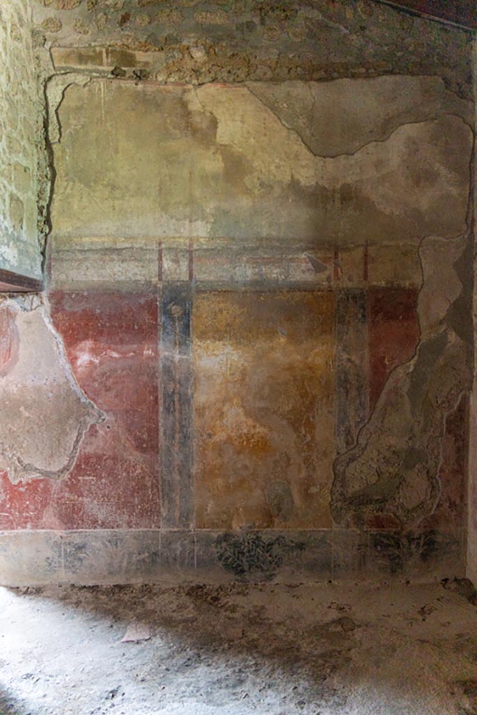 VI.16.15 Pompeii. January 2024. 
Room H, looking towards north wall. Photo courtesy of Johannes Eber.