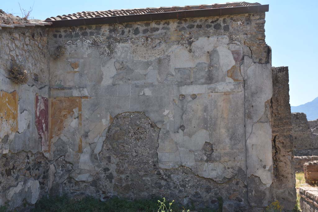 VI.16.19 Pompeii. July 2017. Room J, looking towards south wall. 
Foto Annette Haug, ERC Grant 681269 DÉCOR.
