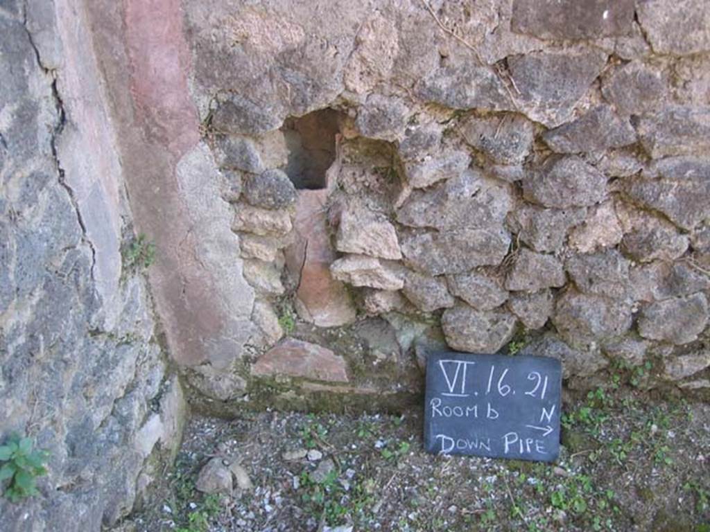 VI.16.21 Pompeii. July 2008. Downpipe in wall, (also included in VI.16.20). Photo courtesy of Barry Hobson.