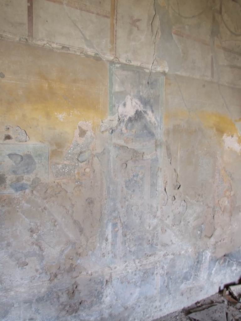 VI.16.27 Pompeii.  March 2009. Room G, north wall of triclinium.