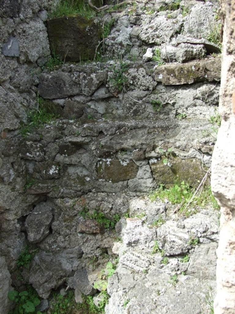 VI.16.27 Pompeii.  March 2009. Stairs (V’) to upper floor, next to room U.